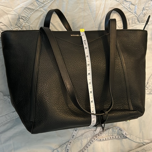 MICHAEL MICHAEL KORS Handbag - Picture 8 of 11